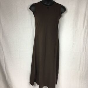 D & Co. XSP brown long sleeveless dress keyhole front
